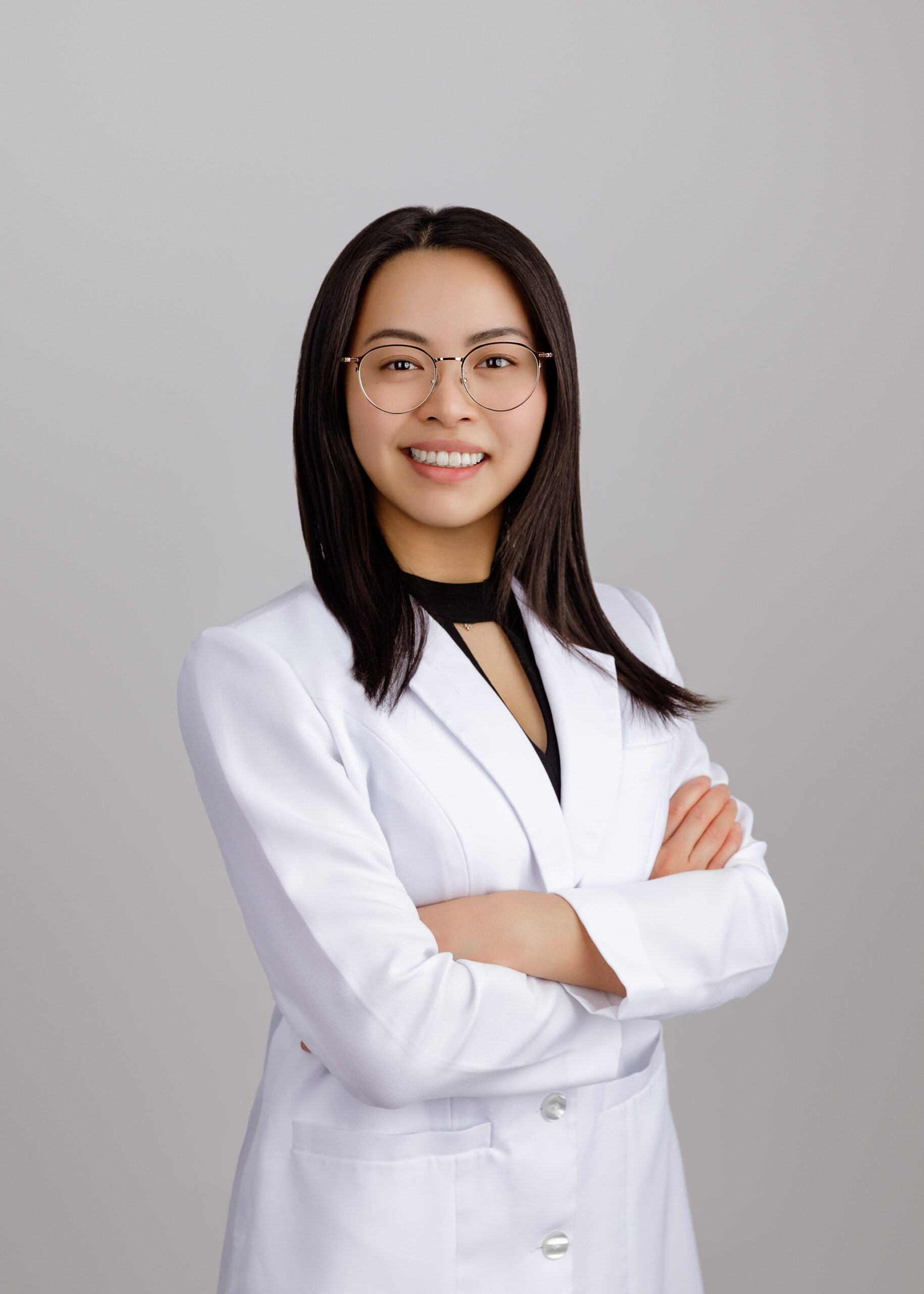 Dr. Julie T HEADSHOT